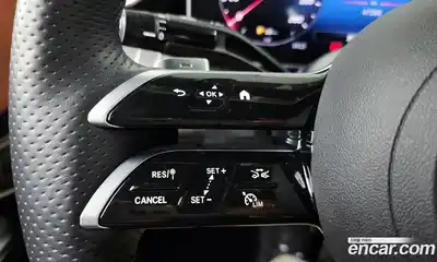 Mercedes-Benz GLC-Class 2024 2.0 Автомат в Москве № 142048, миниатюра 2