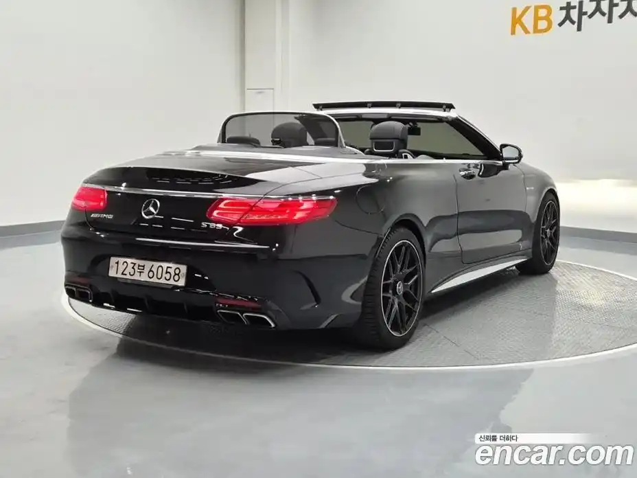 Mercedes-Benz S-Class 2017 5.5 Автомат в Москве № 142620, фото 3