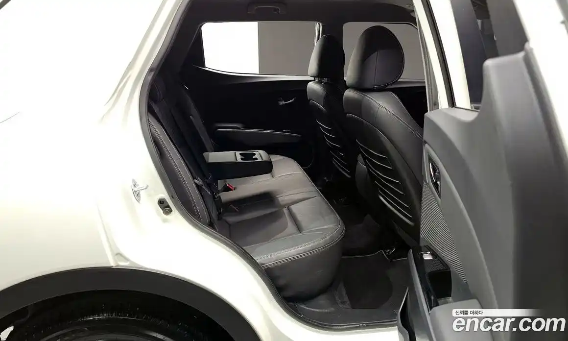 SsangYong TIBOLI 2019 1.6 Автомат в Москве № 146340, фото 17