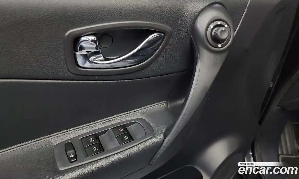 Renault QM5 2015 2.0 Автомат в Москве № 148443, фото 6