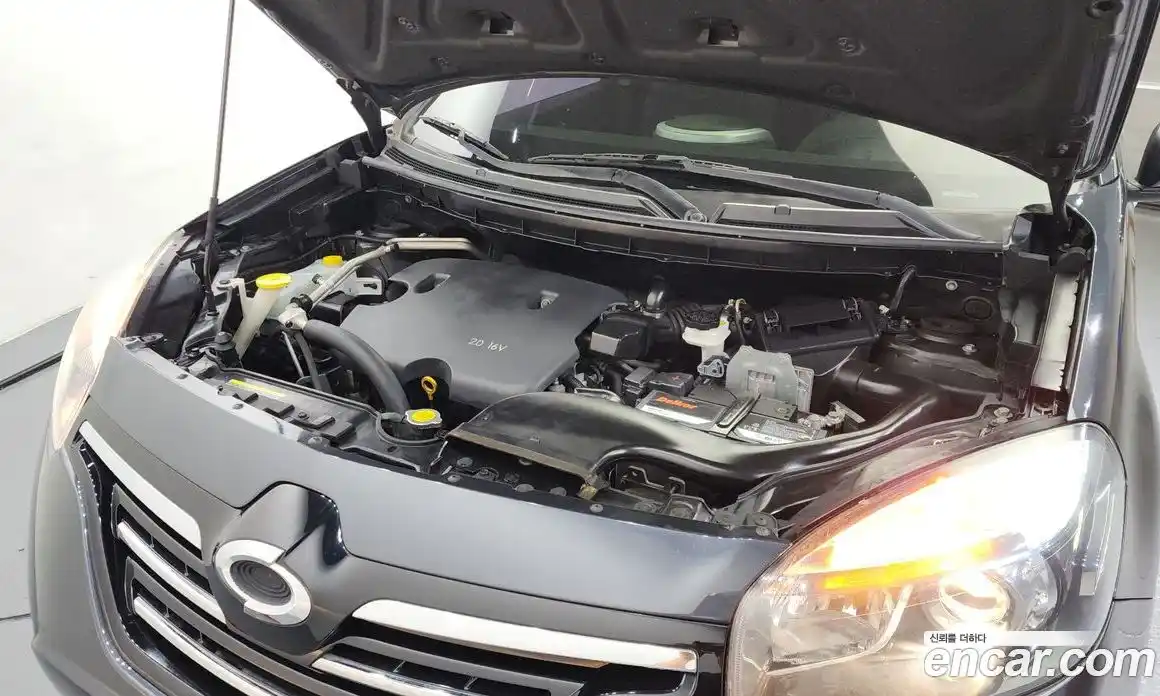 Renault QM5 2015 2.0 Автомат в Москве № 148443, фото 9