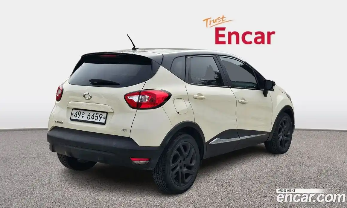 Renault QM3 2015 1.5 Автомат в Москве № 149711, фото 13