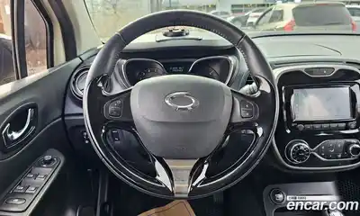 Renault QM3 2015 1.5 Автомат в Москве № 149711, миниатюра 4