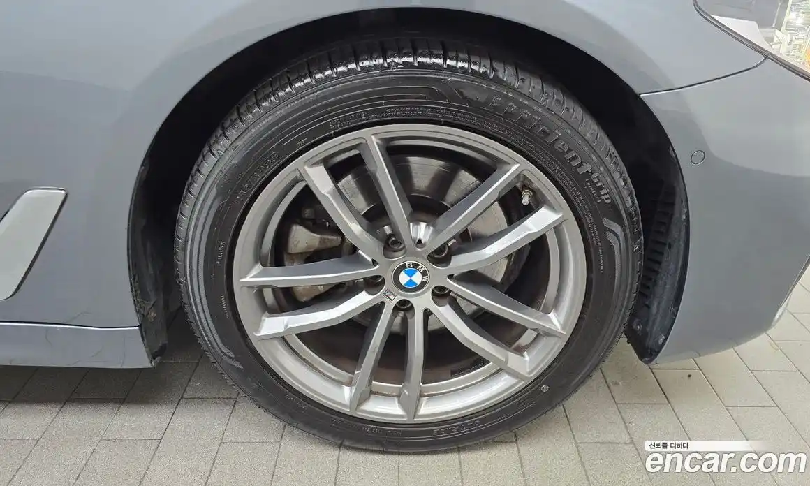 BMW 5-Series 2019 2.0 Автомат в Москве № 158656, фото 15