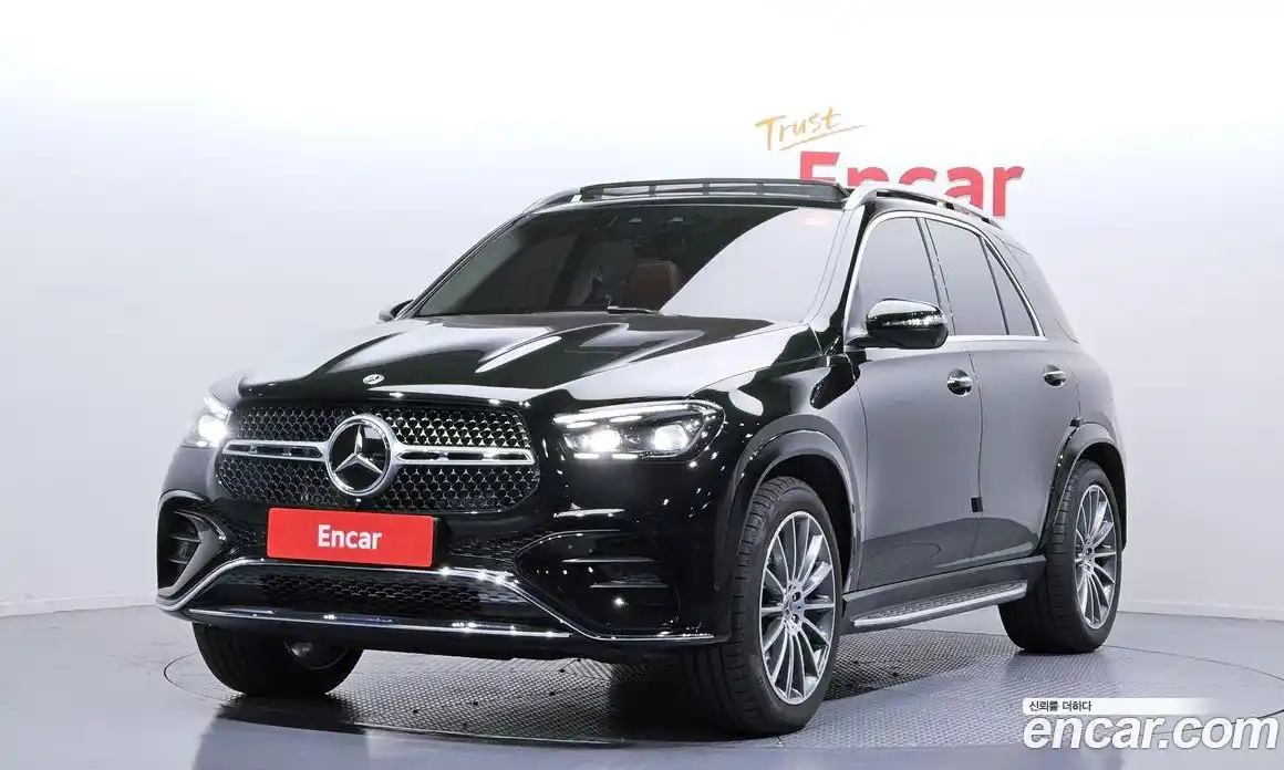 Mercedes-Benz GLE-Class 2025 3.0 Автомат в Москве № 160136, фото 1