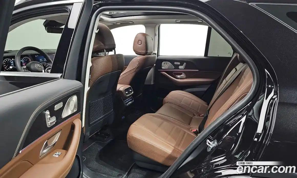 Mercedes-Benz GLE-Class 2025 3.0 Автомат в Москве № 160136, фото 17