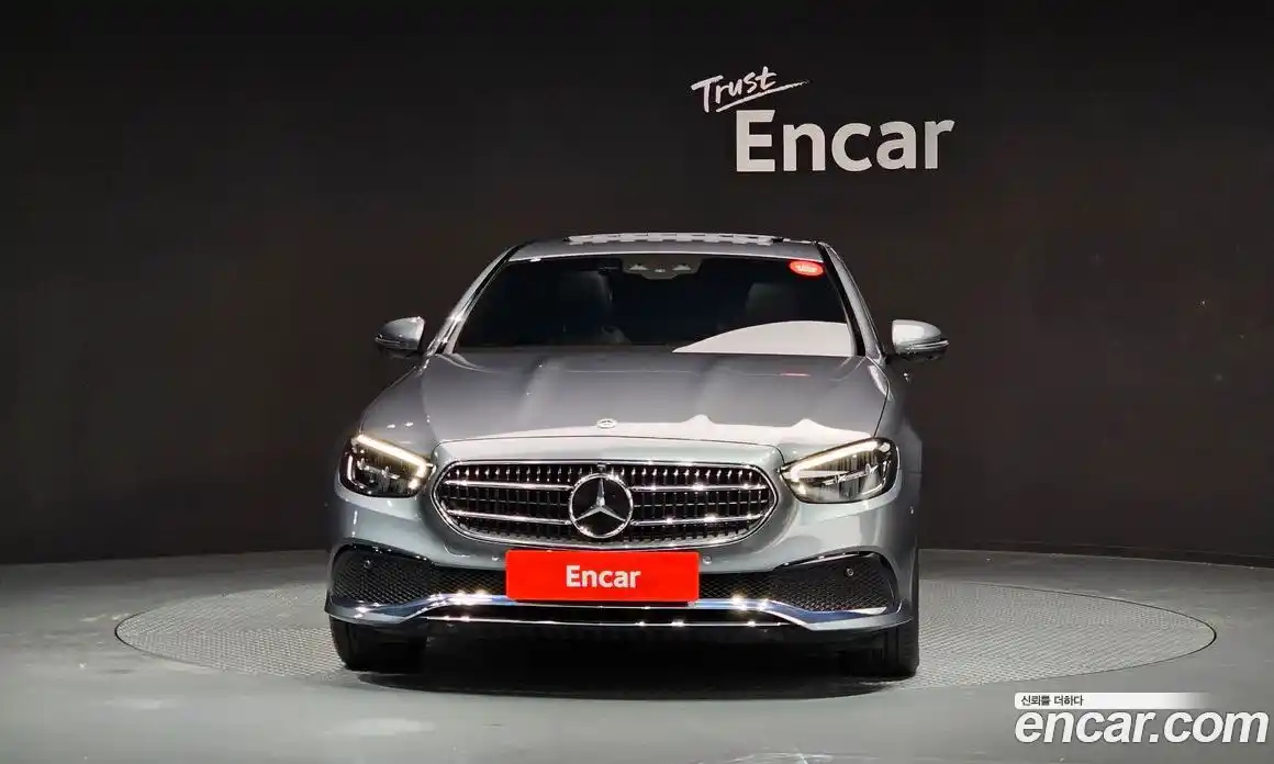 Mercedes-Benz E-Class 2021 2.0 Автомат в Москве № 160310, фото 3