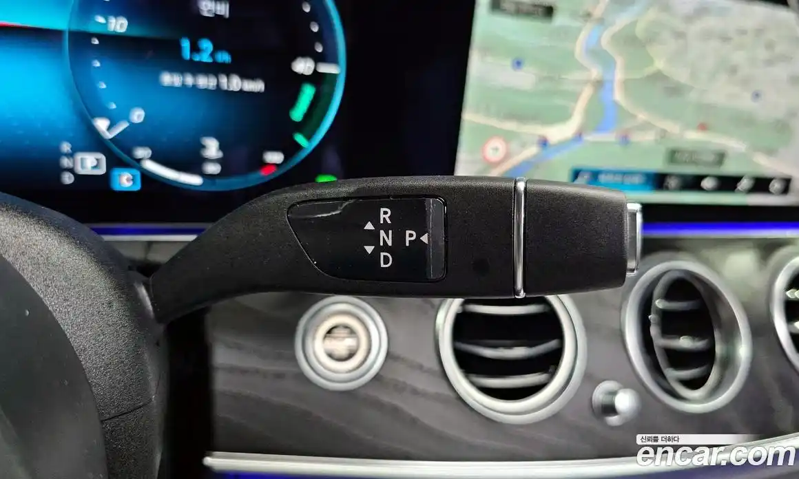 Mercedes-Benz E-Class 2021 2.0 Автомат в Москве № 160310, фото 9