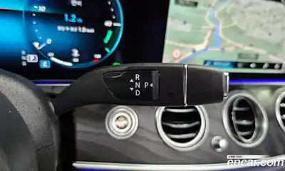 Mercedes-Benz E-Class 2021 2.0 Автомат в Москве № 160310, миниатюра 9