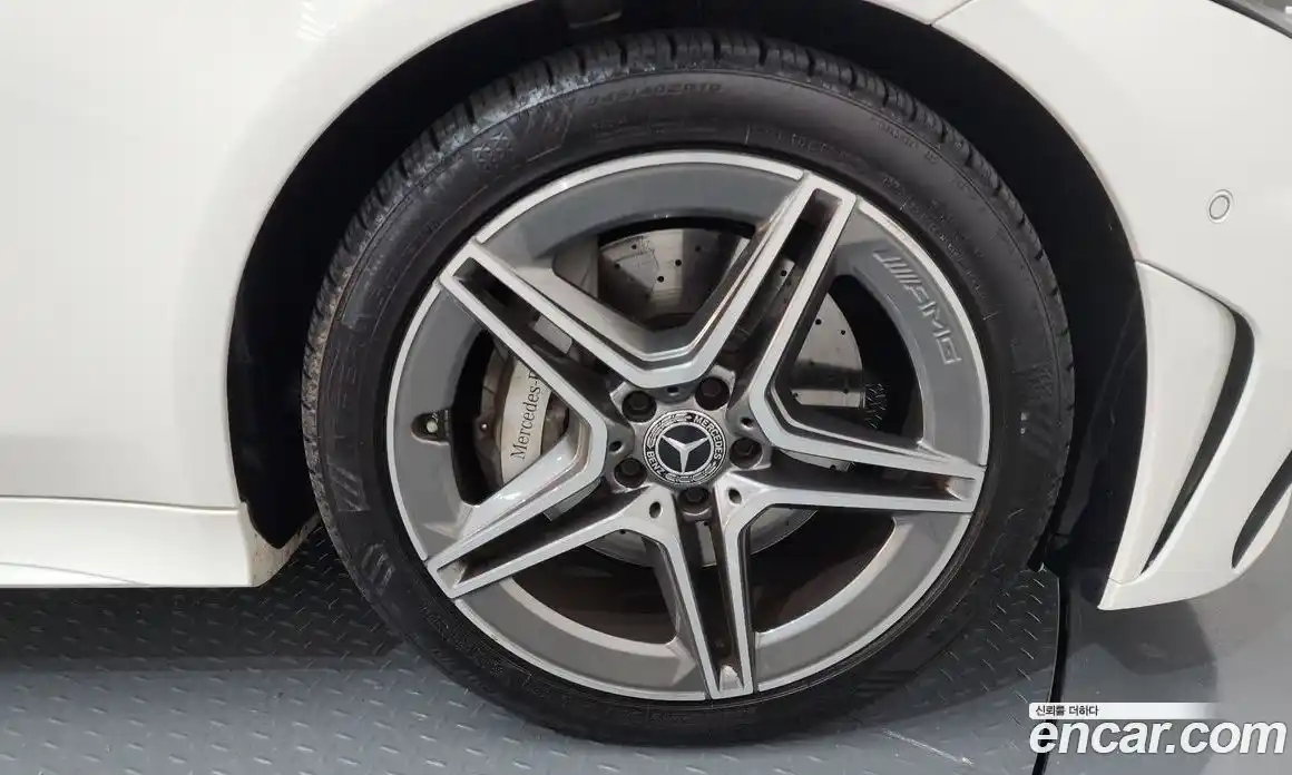 Mercedes-Benz CLS-Class 2022 2.0 Автомат в Москве № 161269, фото 5