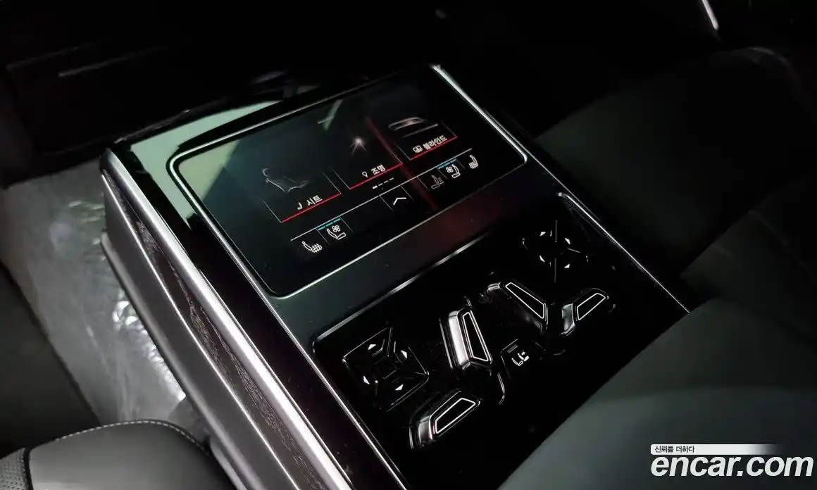 Audi A8 2023 3.0 Автомат в Москве № 162318, фото 15