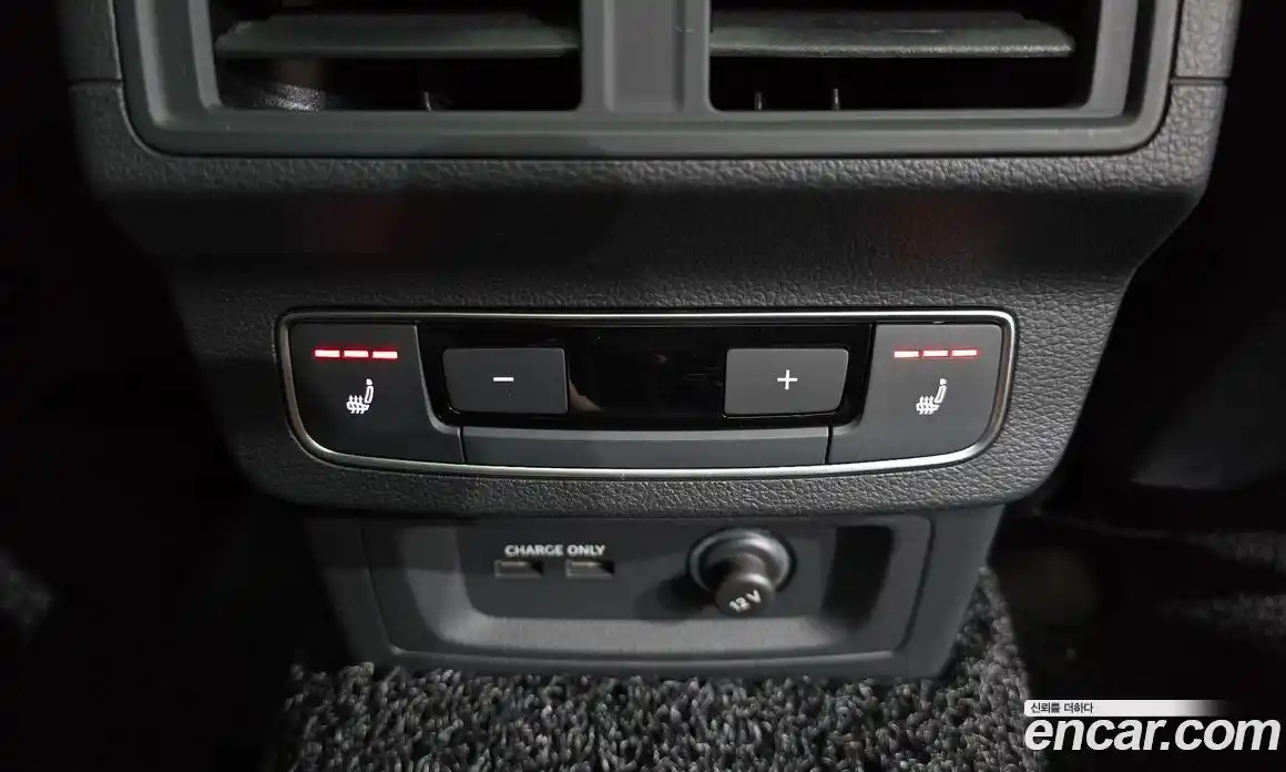 Audi SQ5 2022 3.0 Автомат в Москве № 163335, фото 18