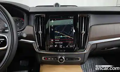 Volvo V90 2021 2.0 Автомат в Москве № 164446, миниатюра 11