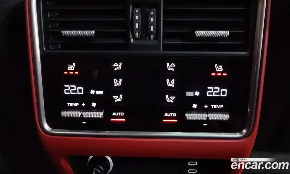 Porsche Cayenne 2021 3.0 Автомат в Москве № 165219, фото 18