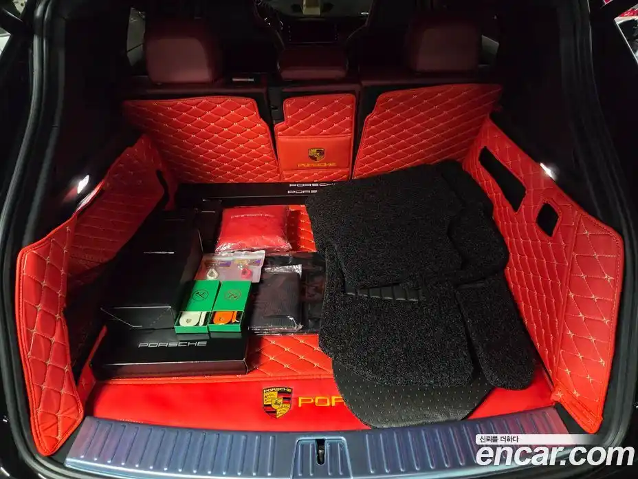 Porsche Cayenne 2021 3.0 Автомат в Москве № 165219, фото 20