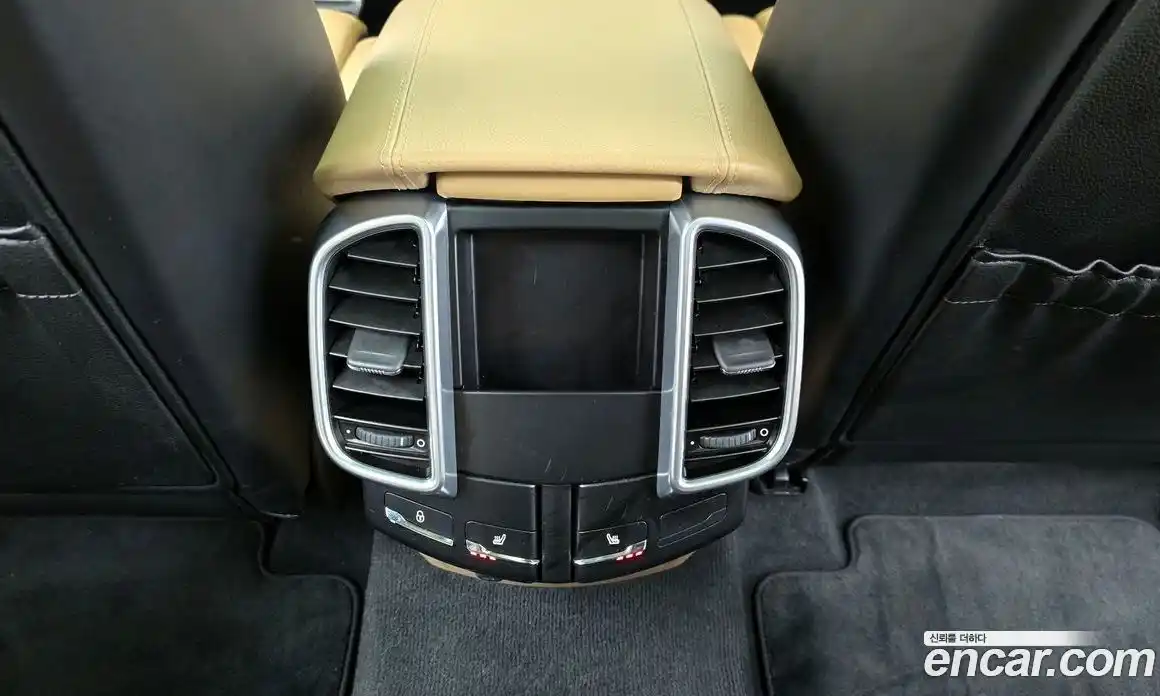 Porsche Cayenne 2016 3.0 Автомат в Москве № 165526, фото 16