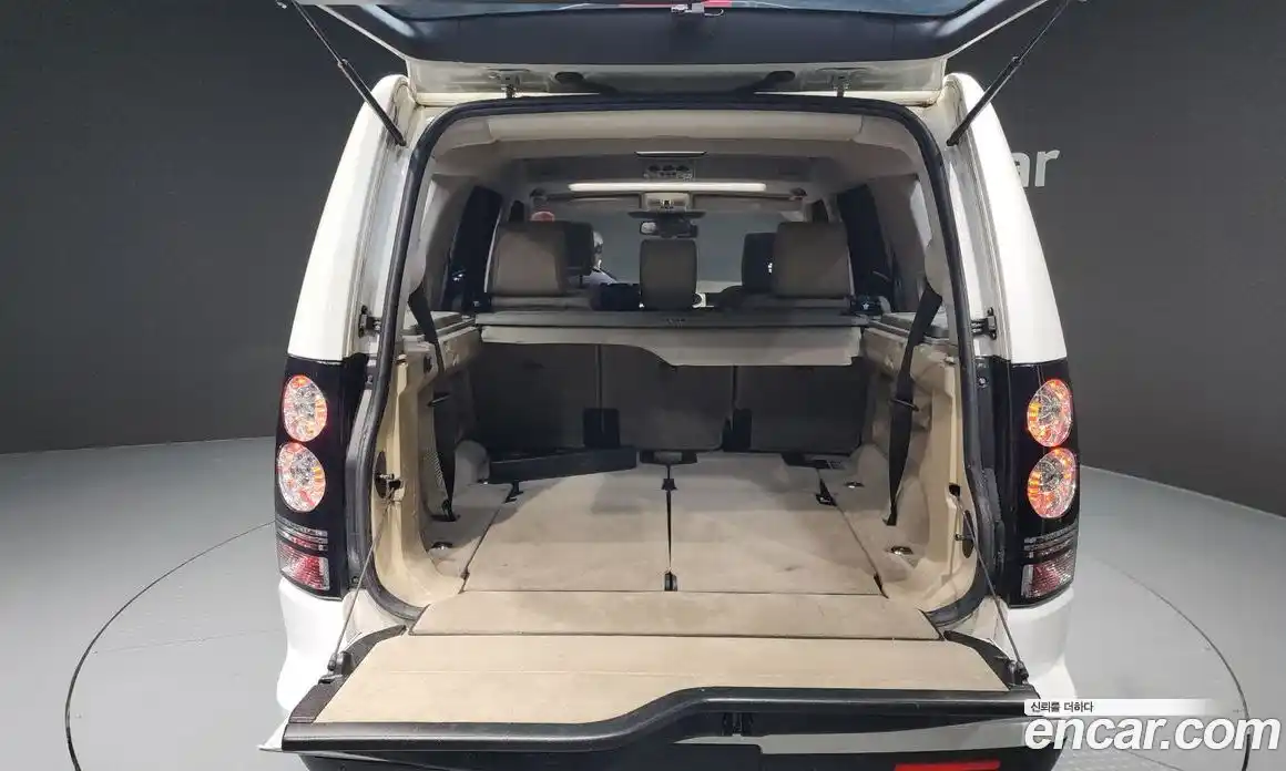 Land Rover Discovery 2016 3.0 Автомат в Москве № 166635, фото 4