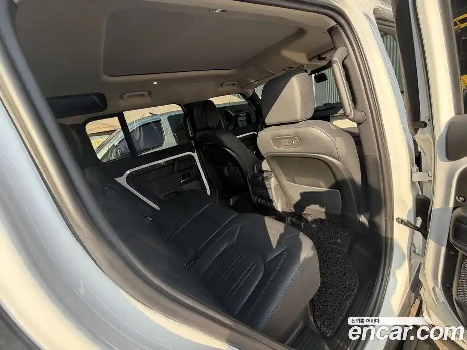 Land Rover Defender 2022 3.0 Автомат в Москве № 166770, фото 14