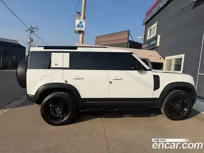 Land Rover Defender 2022 3.0 Автомат в Москве № 166770, миниатюра 2