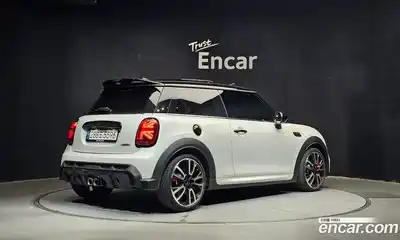 Mini Cooper 2024 2.0 Автомат в Москве № 166933, миниатюра 2