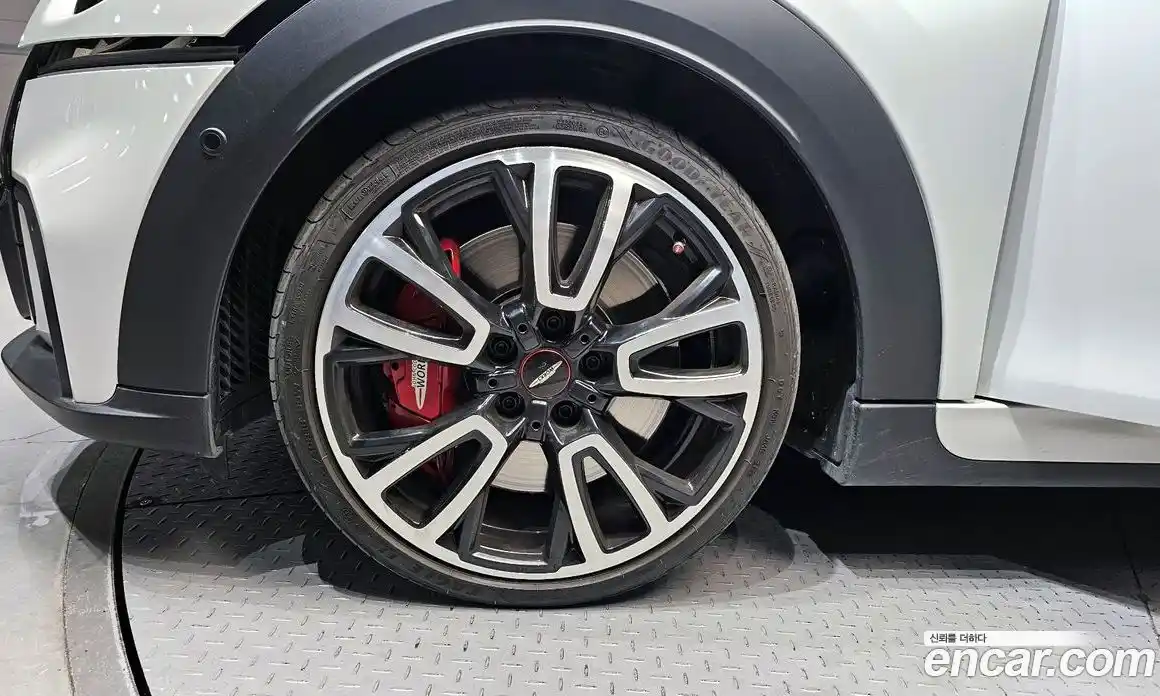 Mini Cooper 2024 2.0 Автомат в Москве № 166933, фото 5