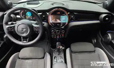 Mini Cooper 2024 2.0 Автомат в Москве № 166933, миниатюра 7