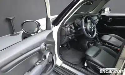 Mini Cooper 2015 1.5 Автомат в Москве № 167191, миниатюра 11