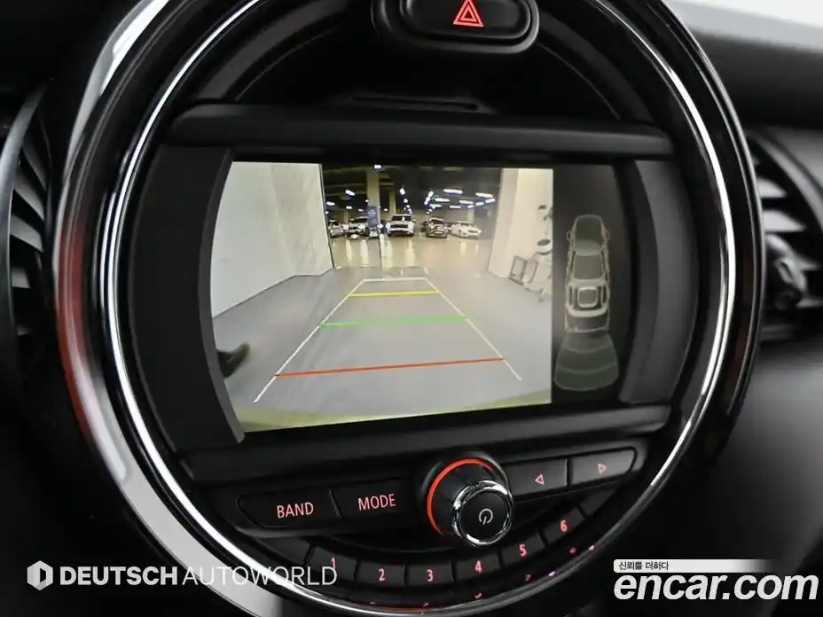 Mini Cooper 2016 1.5 Автомат в Москве № 167509, фото 15