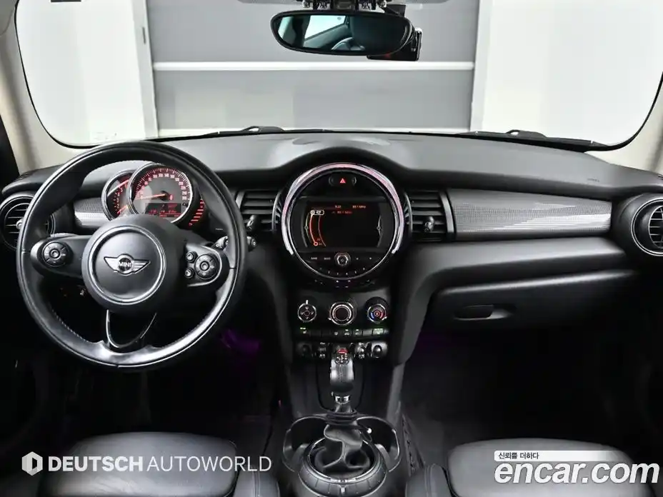 Mini Cooper 2016 1.5 Автомат в Москве № 167509, фото 5
