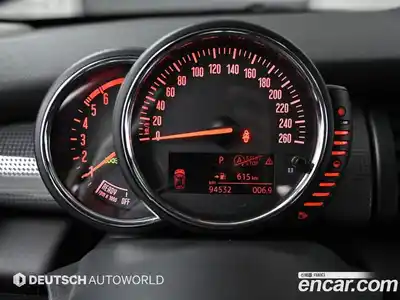 Mini Cooper 2016 1.5 Автомат в Москве № 167509, миниатюра 9