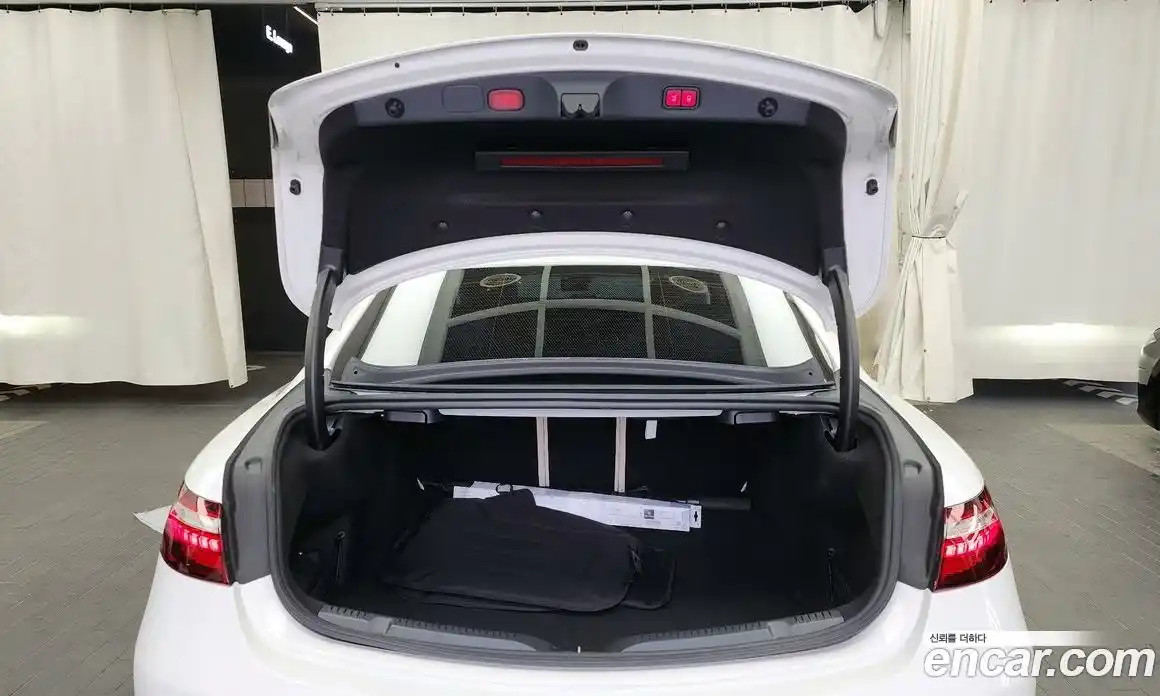 Mercedes-Benz E-Class 2021 3.0 Автомат в Москве № 177302, фото 10