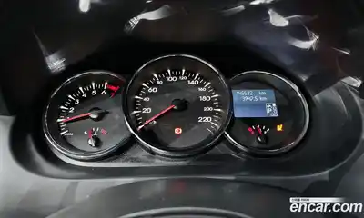 Renault SM3 2010 1.6 Автомат в Москве № 183520, миниатюра 8