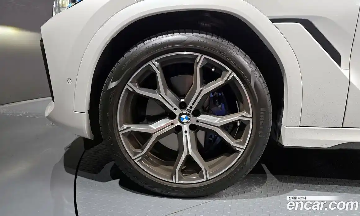 BMW X6 2023 3.0 Автомат в Москве № 186973, фото 17