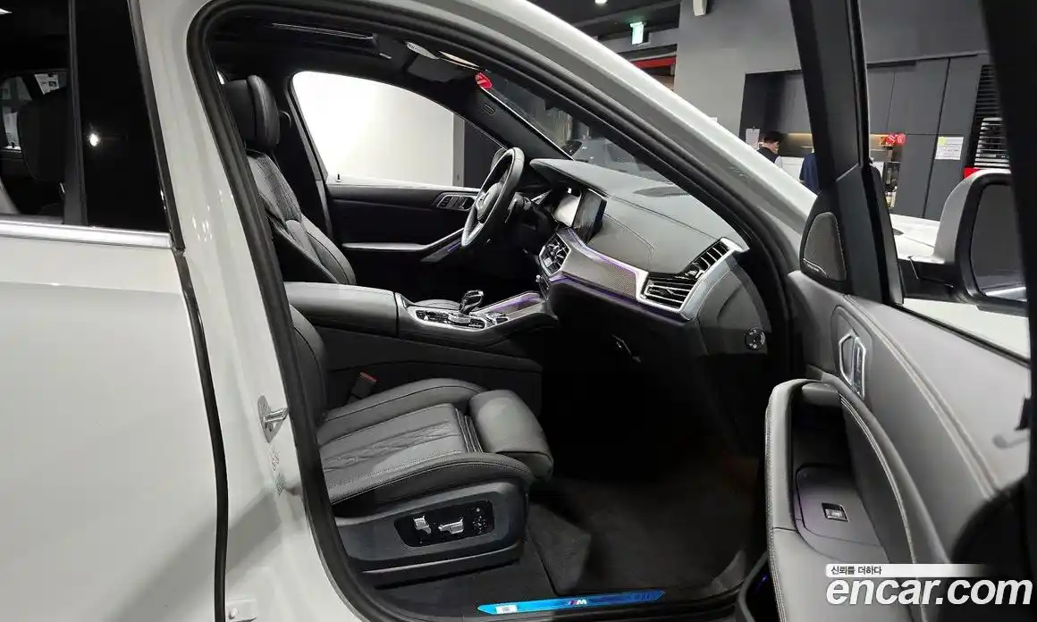 BMW X6 2023 3.0 Автомат в Москве № 186973, фото 9