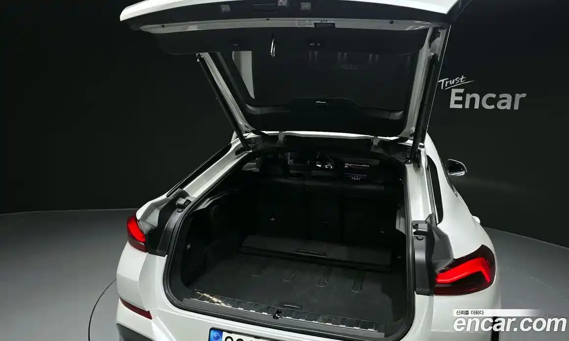 BMW X6 2023 3.0 Автомат в Москве № 186973, фото 10