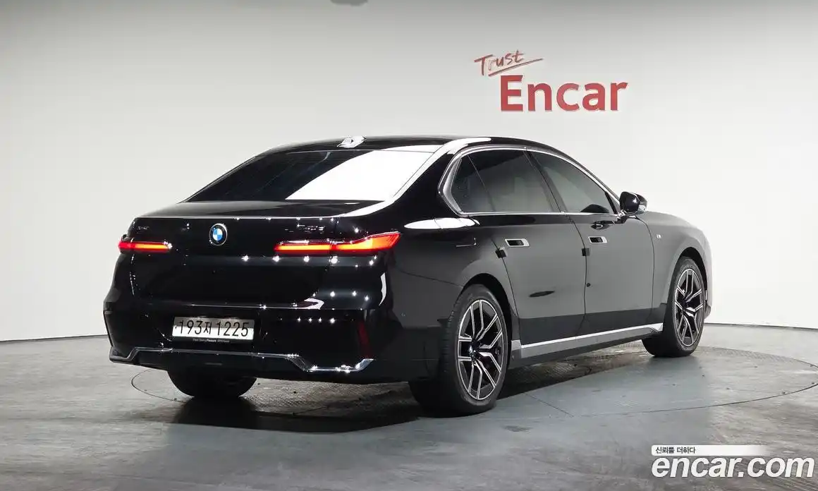 BMW 7-Series 2025 3.0 Автомат в Москве № 187427, фото 1