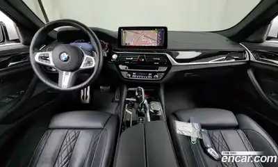 BMW 5-Series, 2023