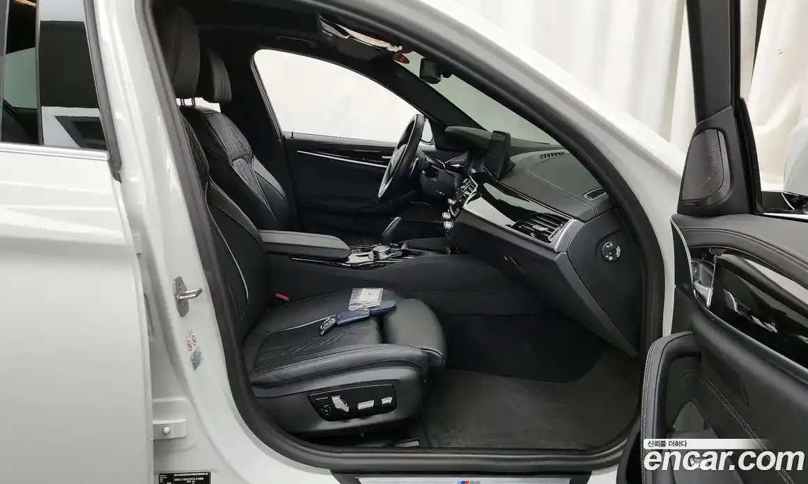 BMW 5-Series 2023 2.0 Автомат в Москве № 188347, фото 8