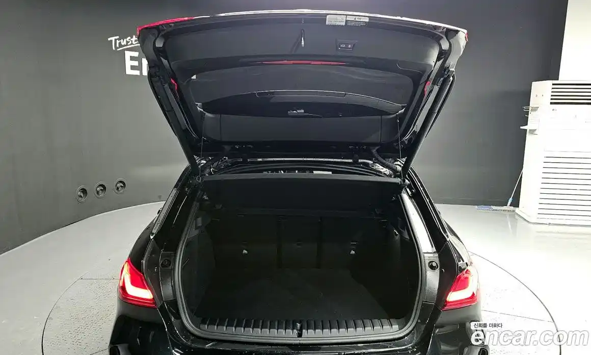 BMW 1-Series 2023 2.0 Автомат в Москве № 188356, фото 11