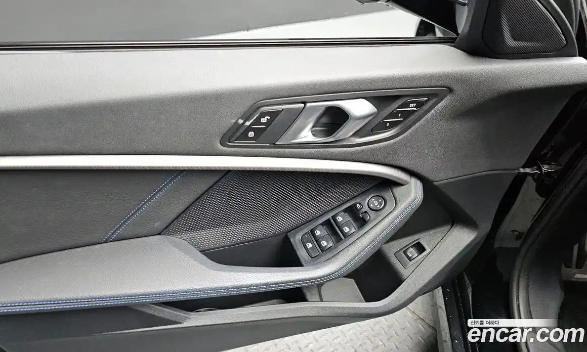 BMW 1-Series 2023 2.0 Автомат в Москве № 188356, фото 6