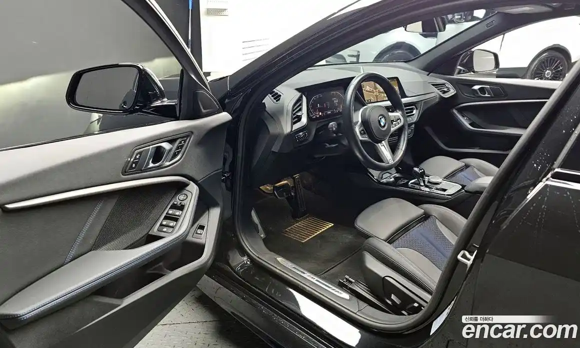 BMW 1-Series 2023 2.0 Автомат в Москве № 188356, фото 7