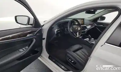 BMW 5-Series 2023 2.0 Автомат в Москве № 188454, миниатюра 10