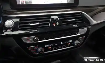 BMW 5-Series 2023 2.0 Автомат в Москве № 189788, миниатюра 4