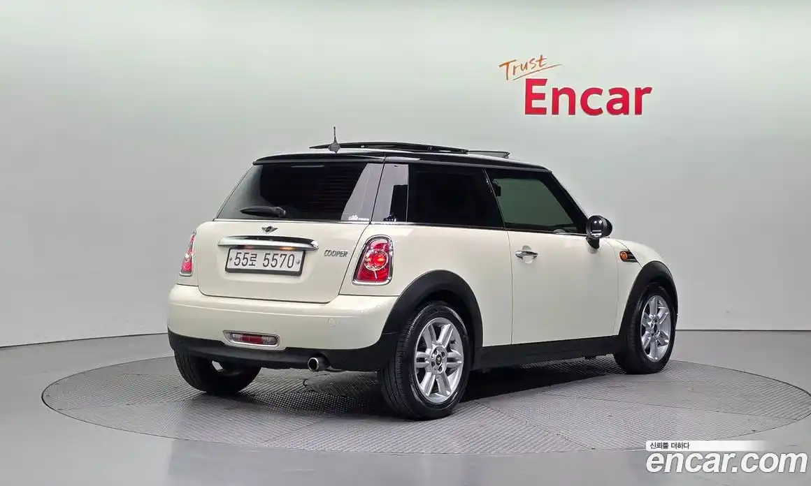 Mini Cooper 2011 1.6 Автомат в Москве № 190434, фото 18