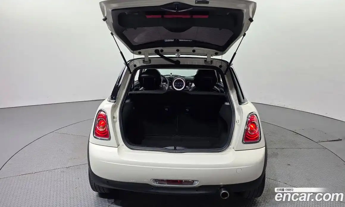 Mini Cooper 2011 1.6 Автомат в Москве № 190434, фото 3