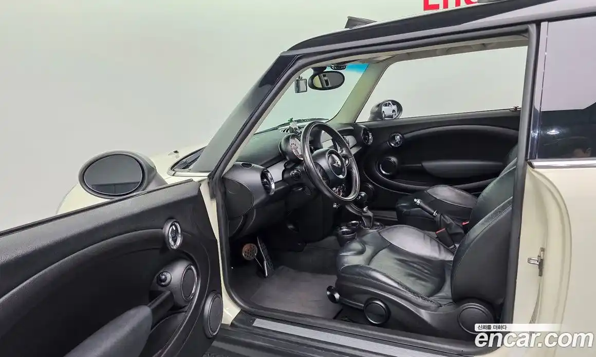 Mini Cooper 2011 1.6 Автомат в Москве № 190434, фото 8