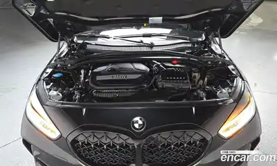 BMW 1-Series 2022 2.0 Автомат в Москве № 191230, миниатюра 4