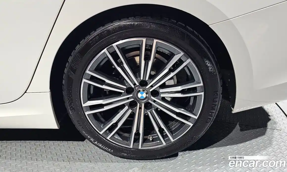 BMW 3-Series 2021 2.0 Автомат в Москве № 191810, фото 13