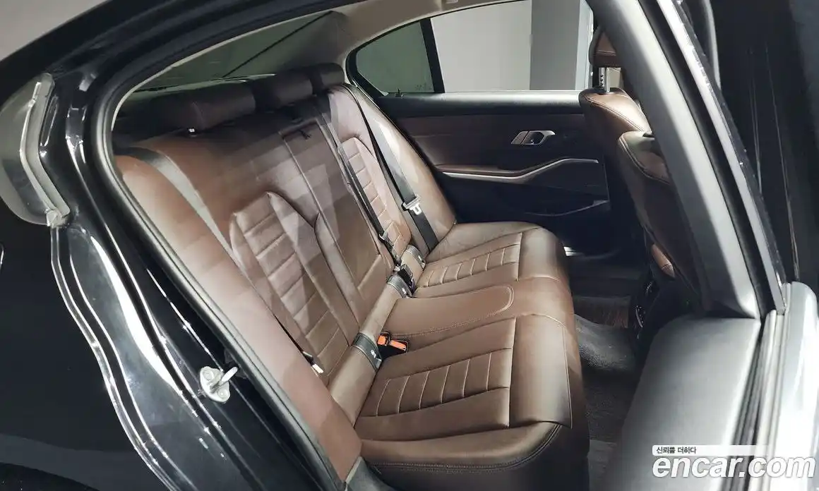 BMW 3-Series 2020 2.0 Автомат в Москве № 192068, фото 12