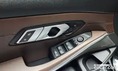 BMW 3-Series 2020 2.0 Автомат в Москве № 192068, миниатюра 7